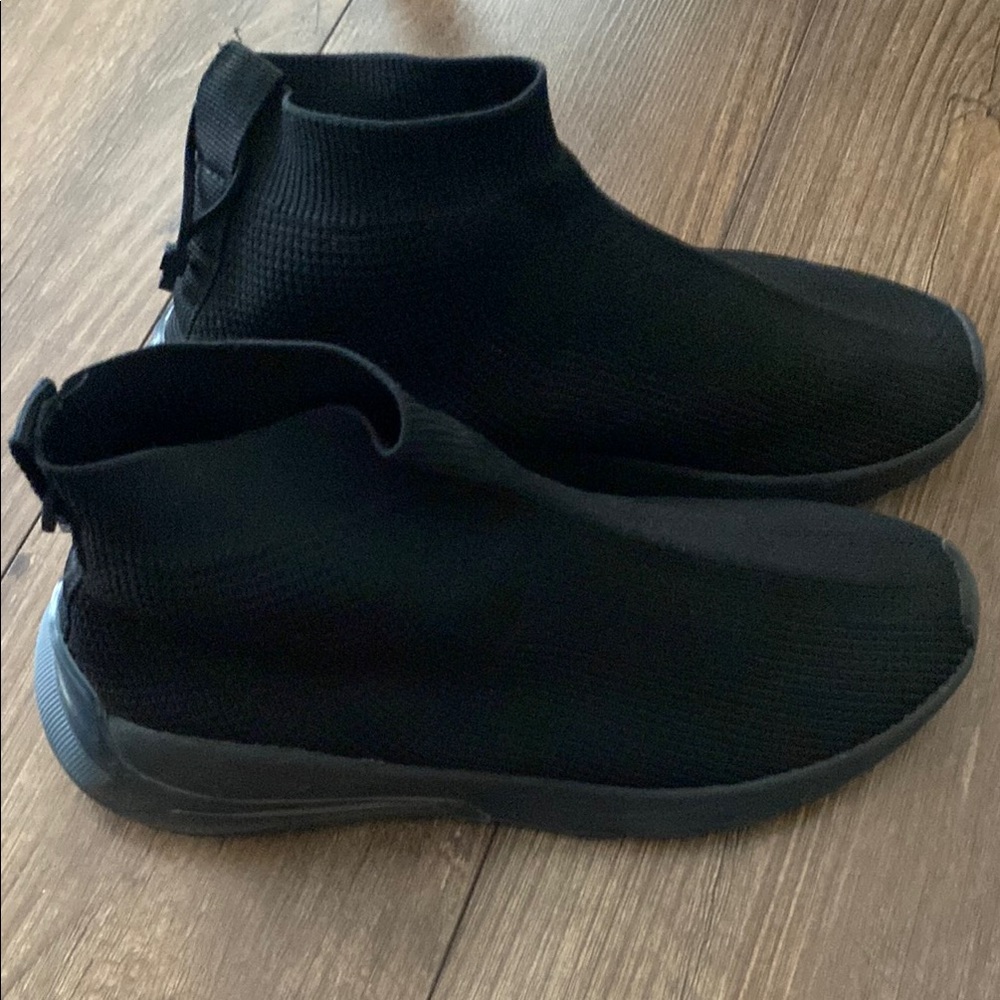 Men's Black Sock Sneakers